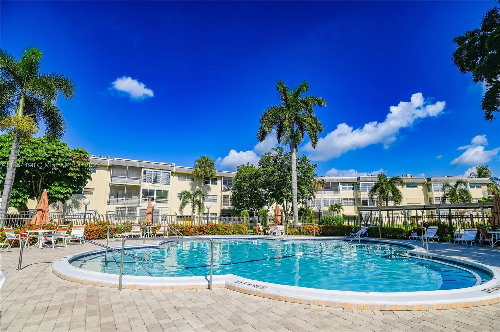 4441 NW 16th St, #J301