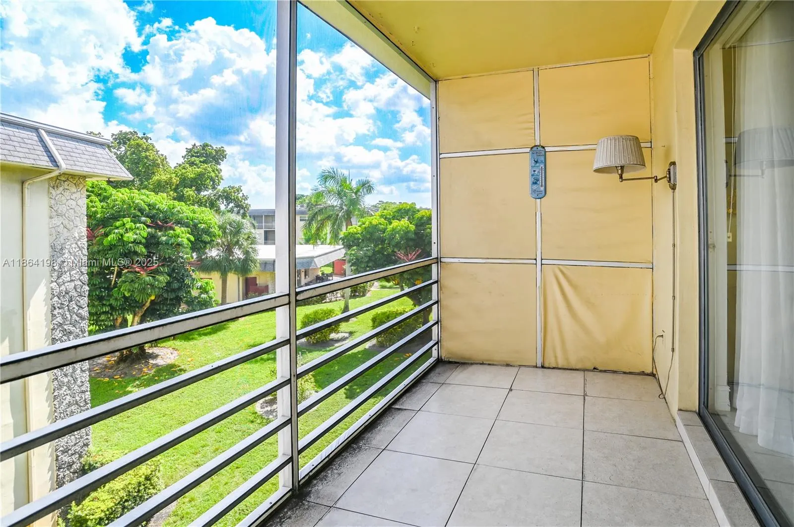 4441 NW 16th St, #J301