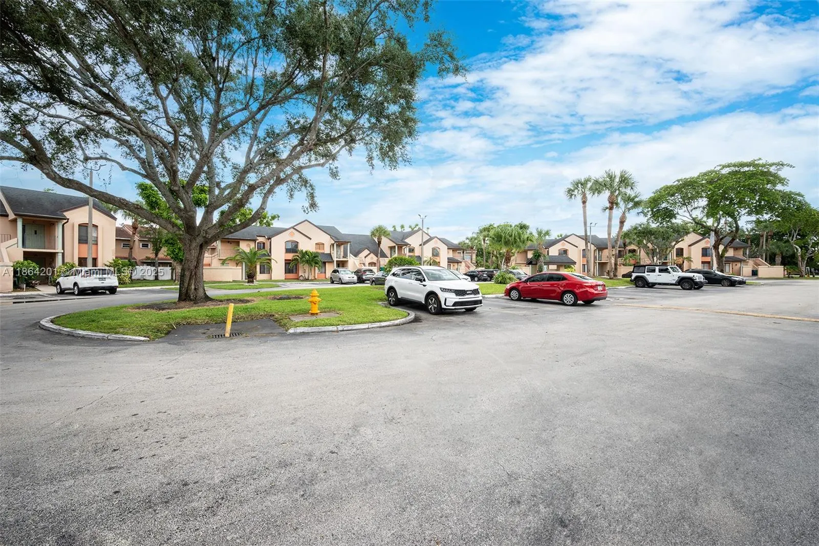 8250 NW 191st St, #10-D