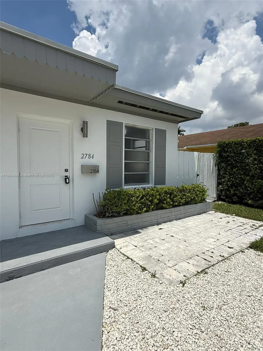 2784 SW 31st Pl, #2784
