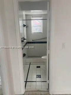 1537 SW 1 ST, ##2