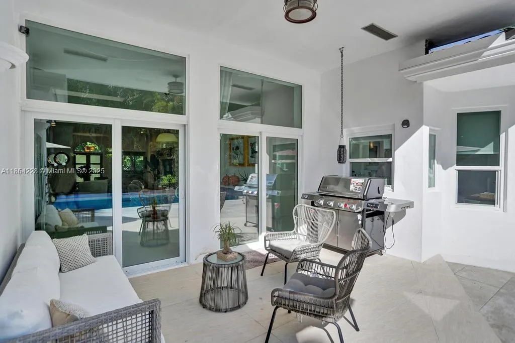 685 Golden Beach Dr