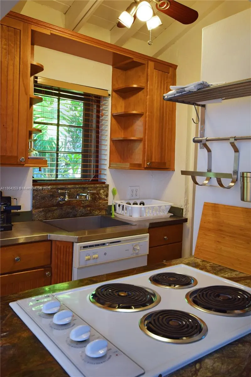 1301 Milan Ave Cottage 1-4