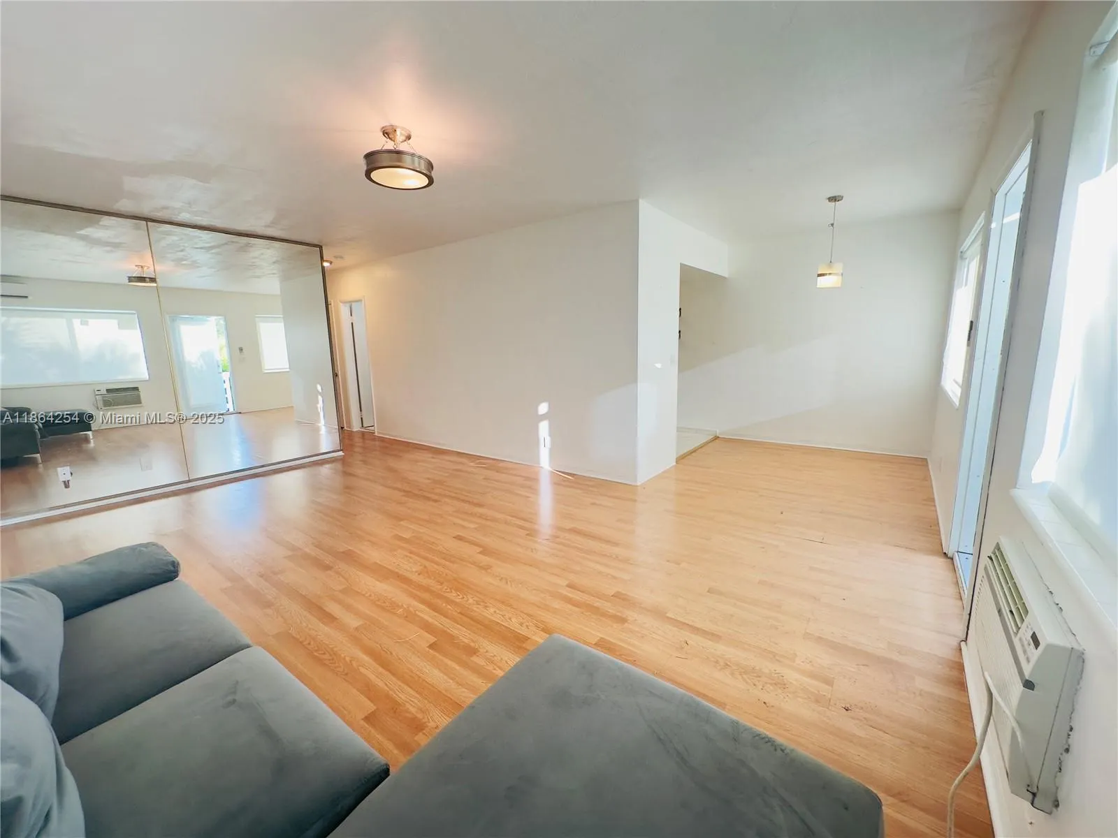 455 Golden Isles Dr, #210