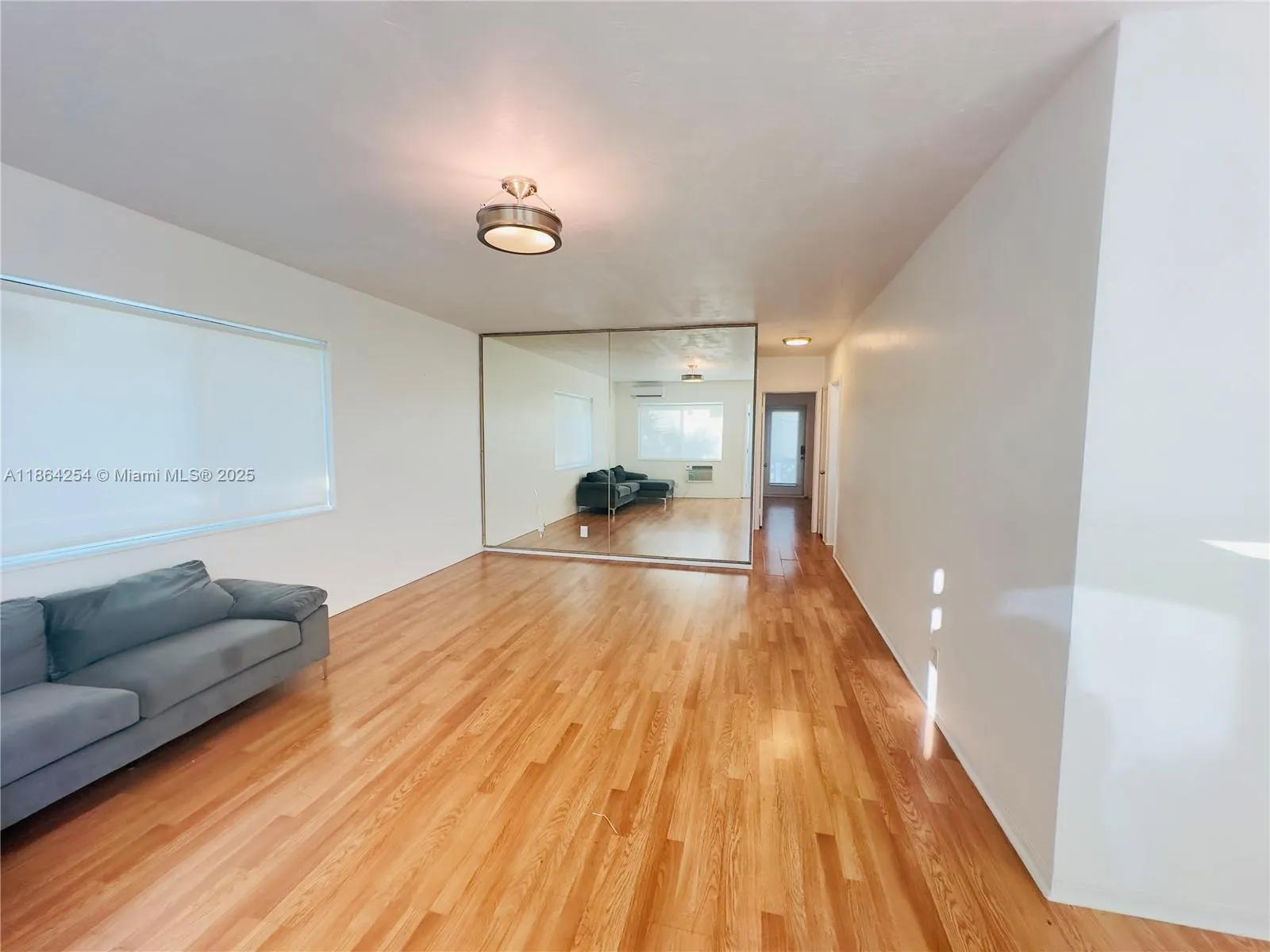 455 Golden Isles Dr, #210