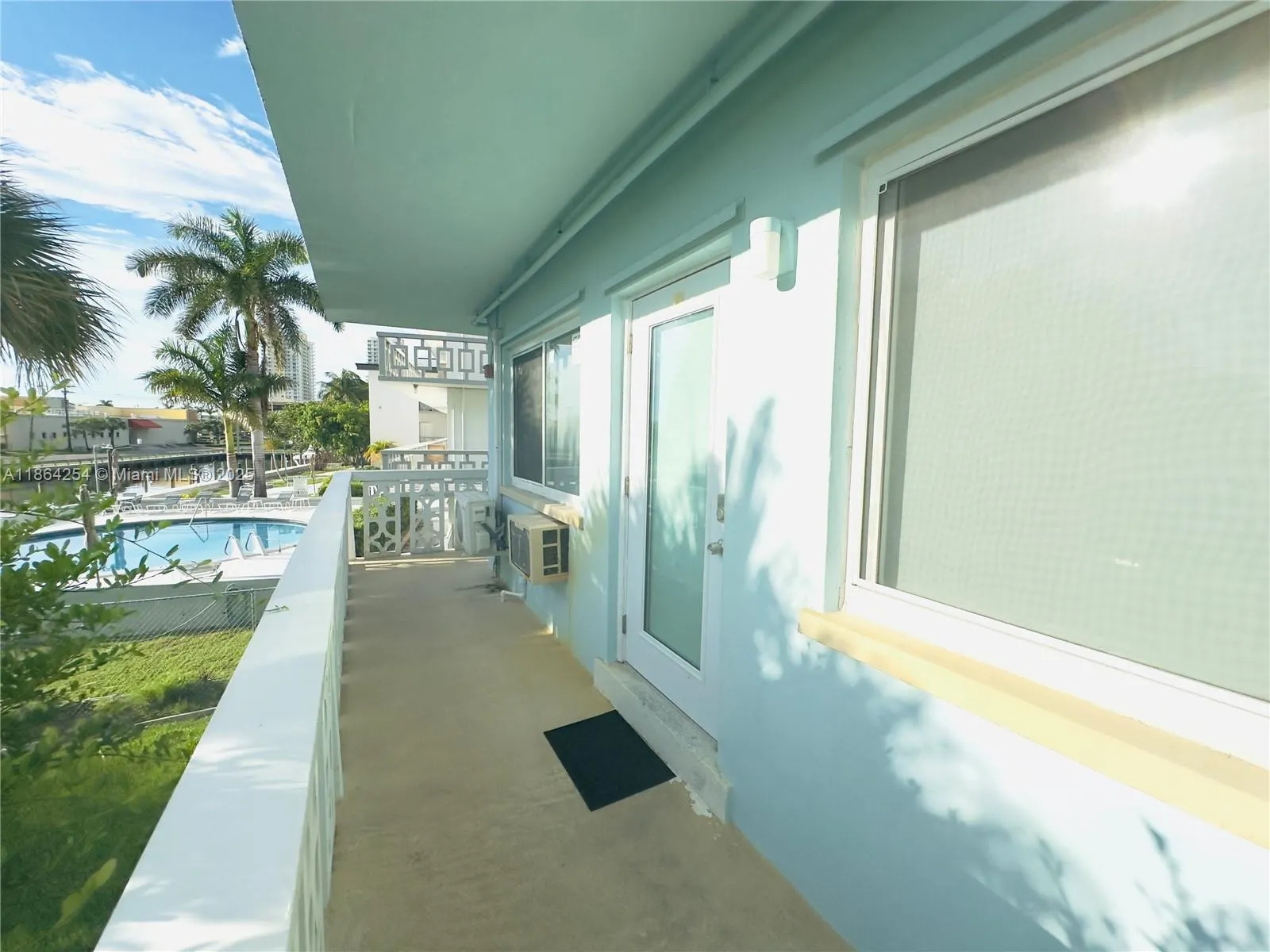 455 Golden Isles Dr, #210