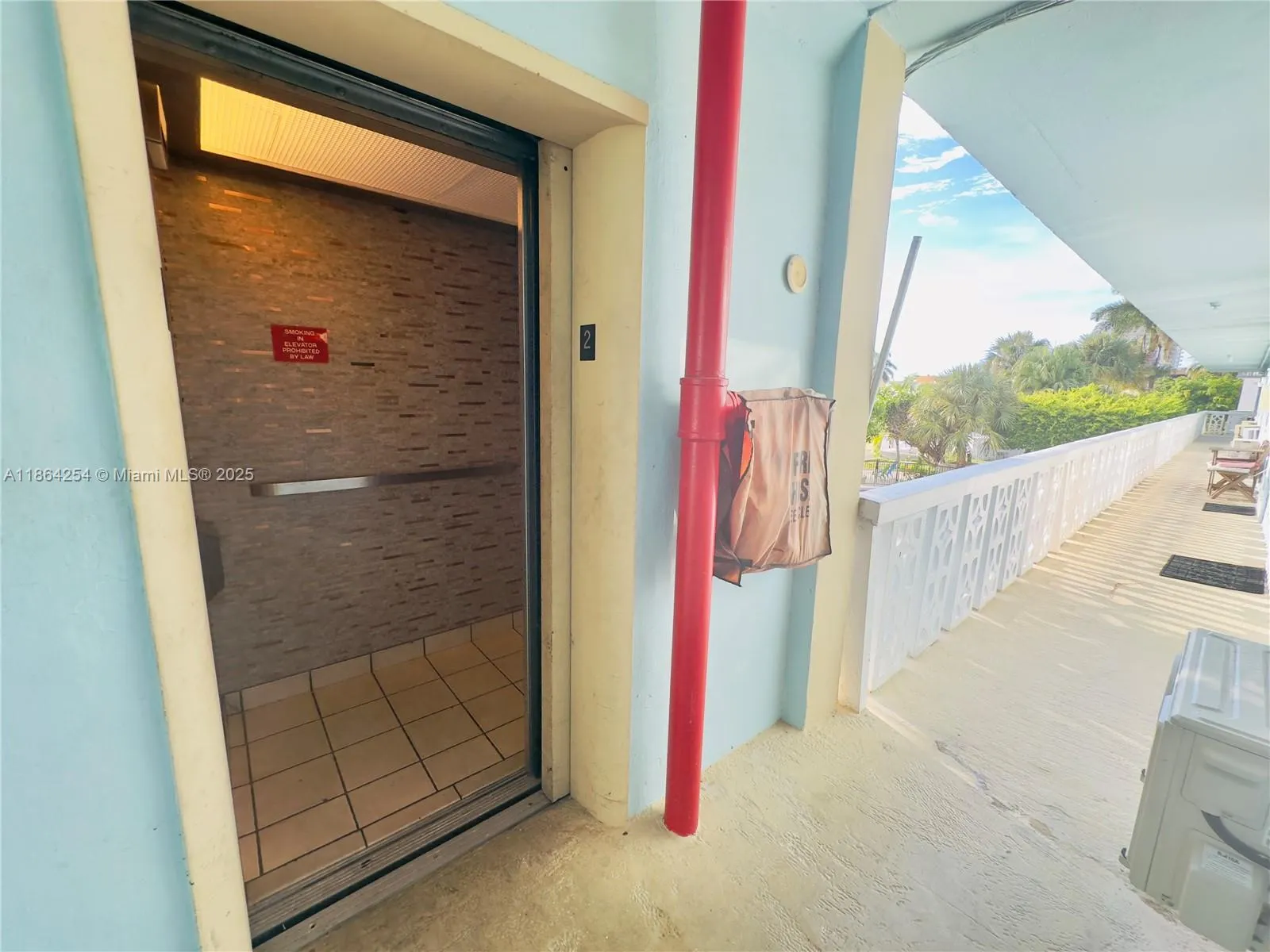 455 Golden Isles Dr, #210