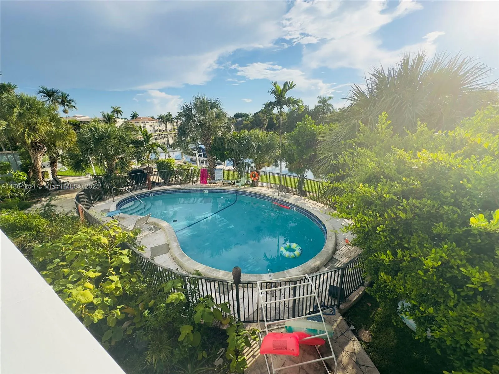 455 Golden Isles Dr, #210