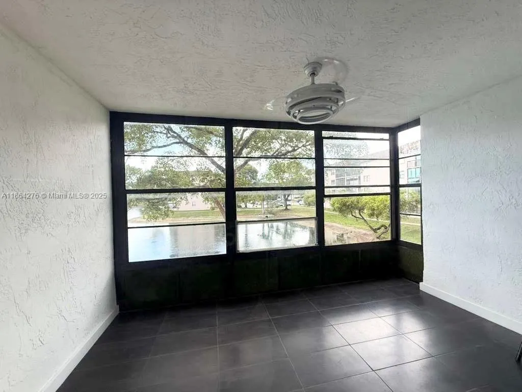 4930 E Sabal Palm Blvd, #206
