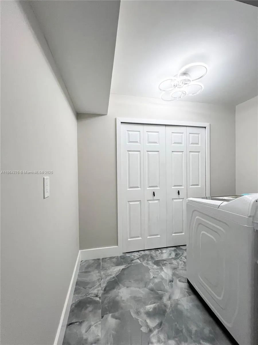 4930 E Sabal Palm Blvd, #206