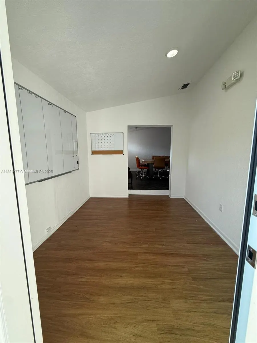 1500 SW 22nd St