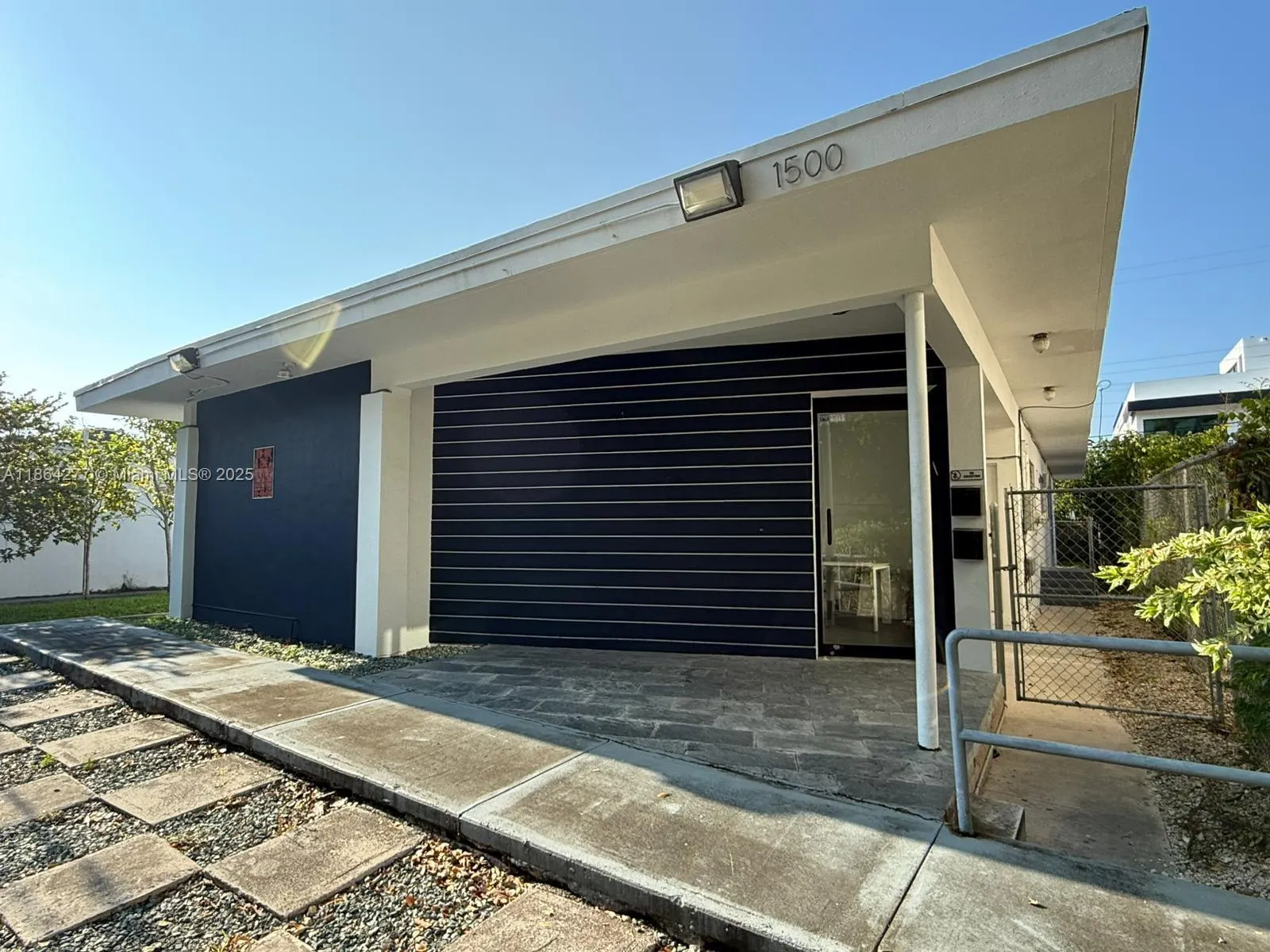 1500 SW 22nd St