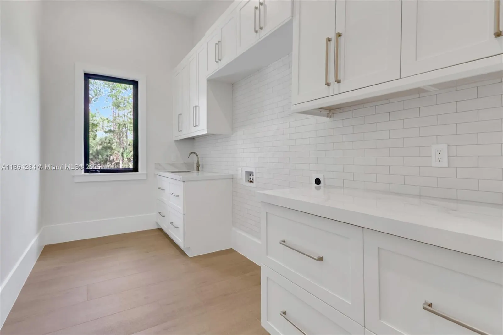 4987 Mahogany Ridge Dr
