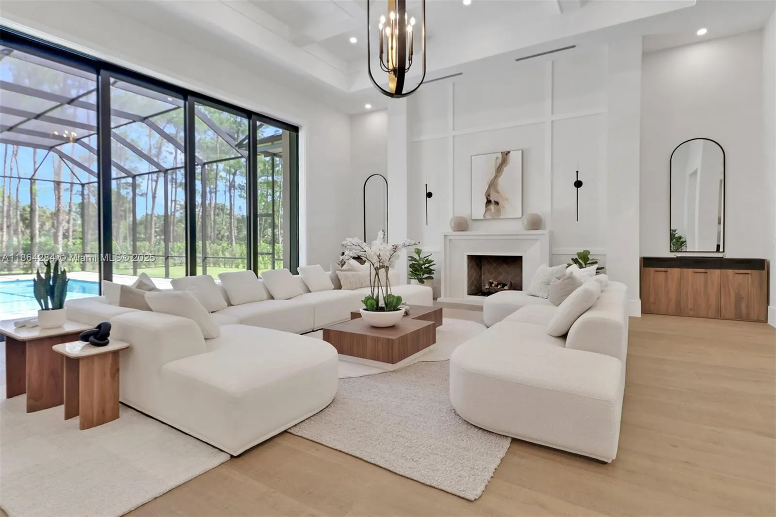 4987 Mahogany Ridge Dr