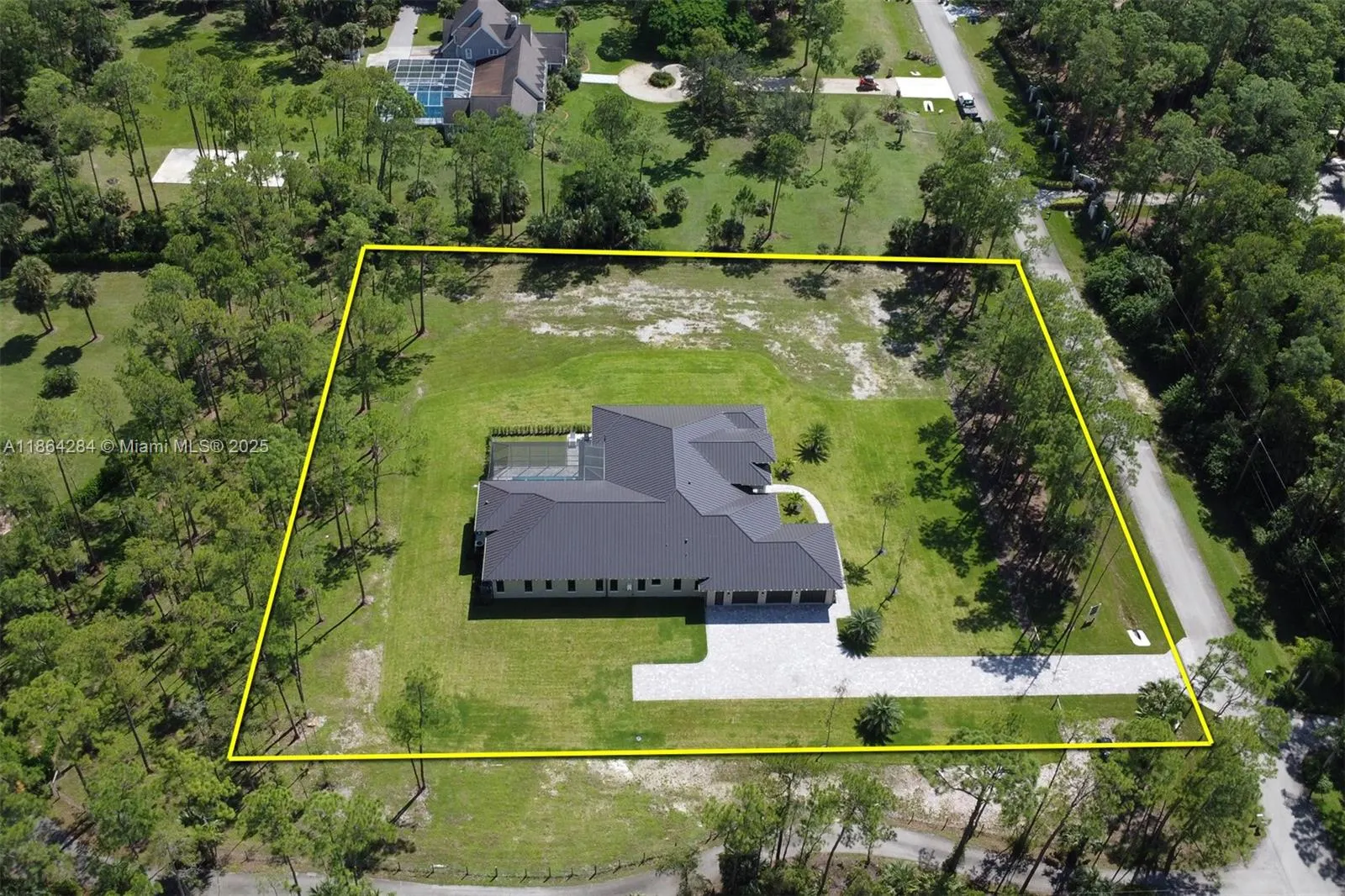 4987 Mahogany Ridge Dr