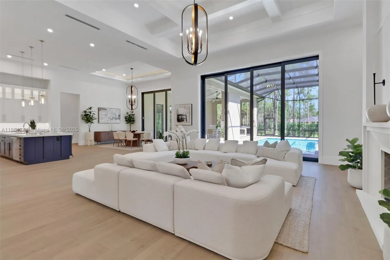 4987 Mahogany Ridge Dr