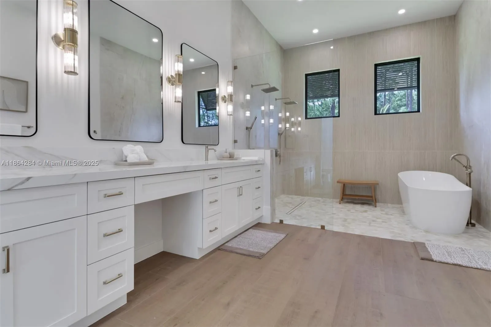 4987 Mahogany Ridge Dr