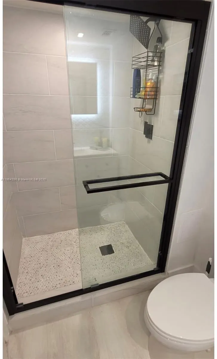 18071 Biscayne Blvd, #1704