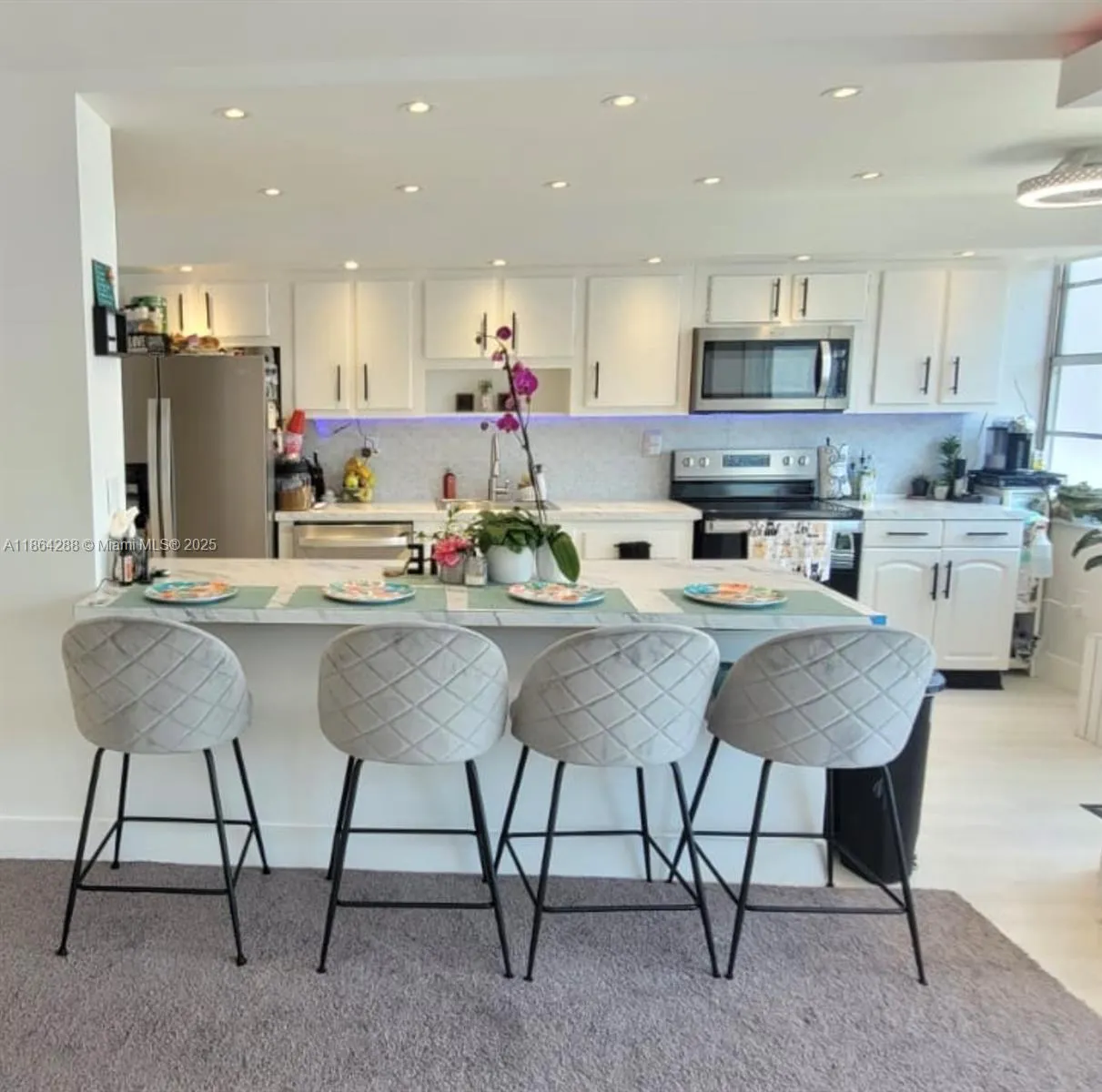 18071 Biscayne Blvd, #1704