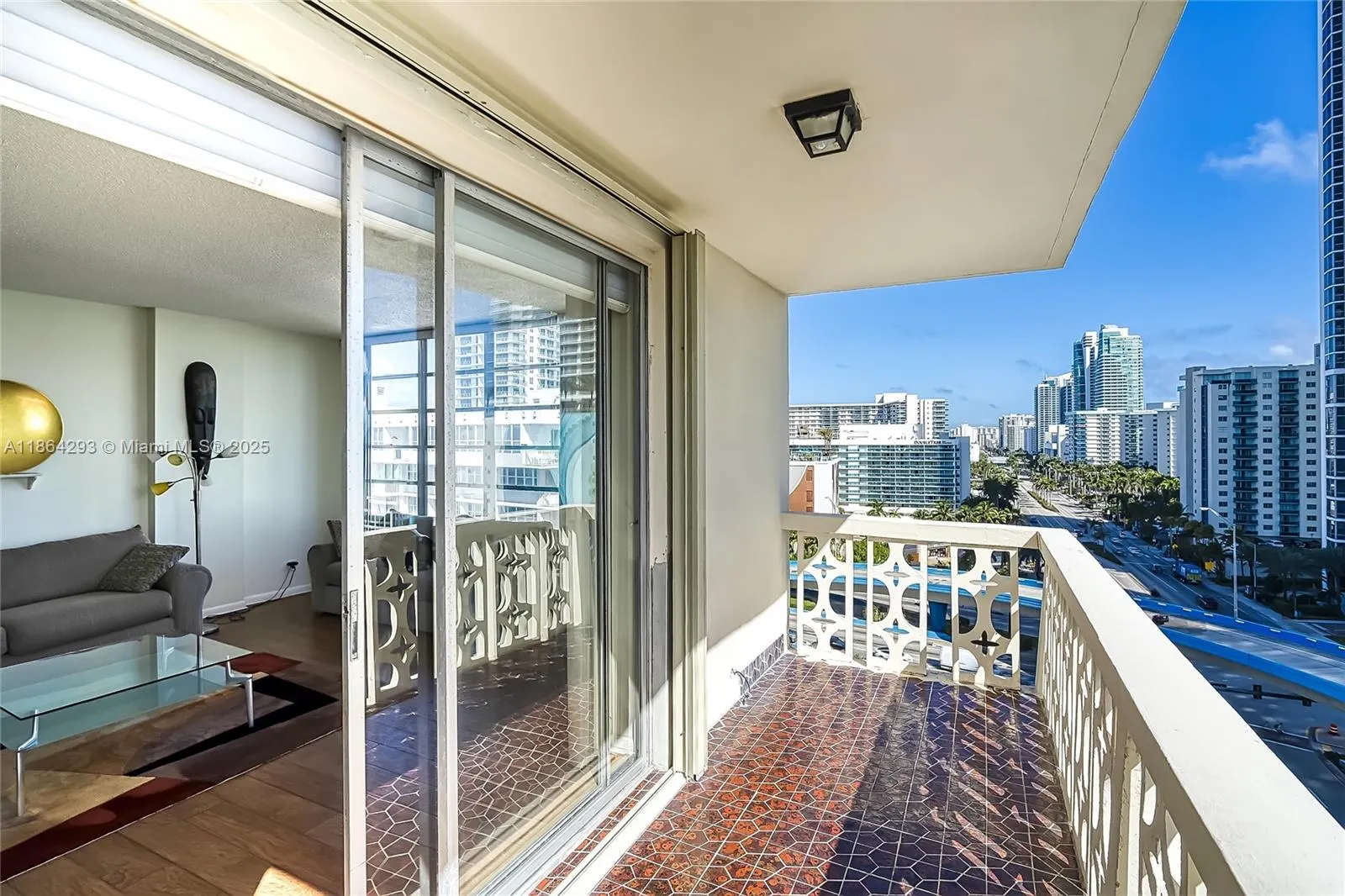 1825 S Ocean Dr, #1