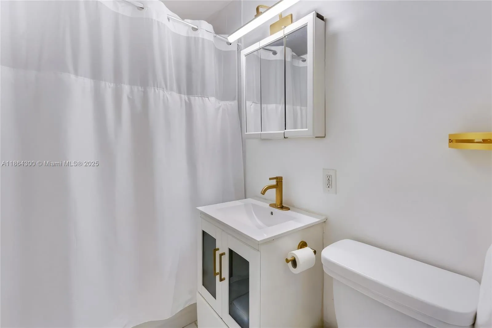 5601 Collins Ave, #M5