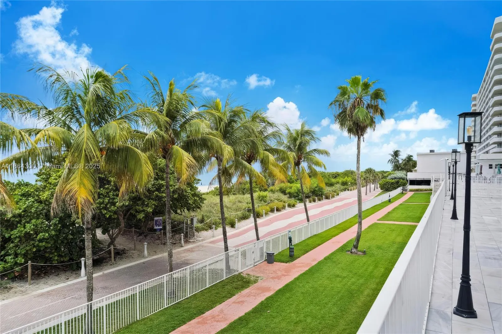5601 Collins Ave, #M5