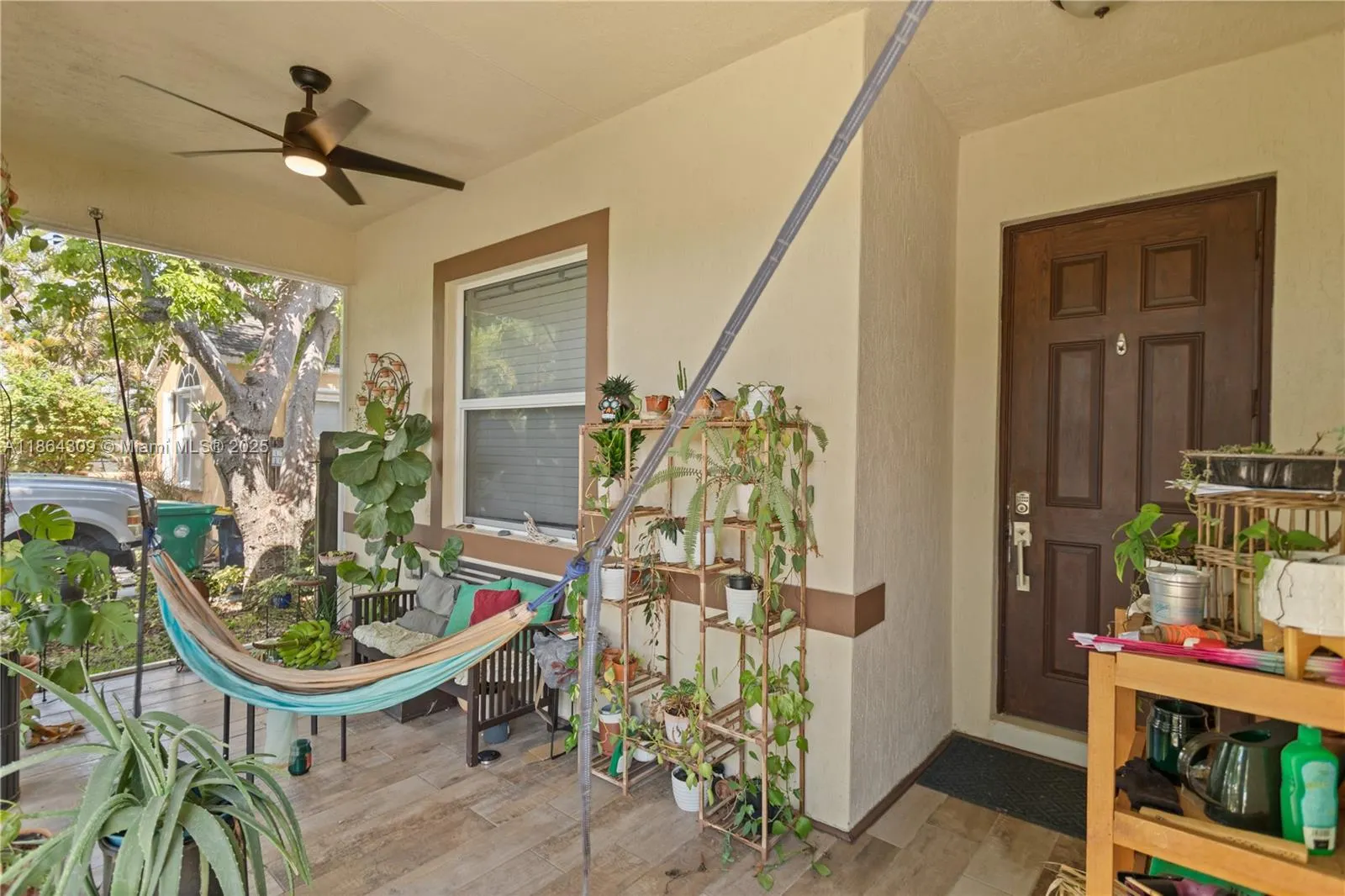 228 SW 4th St