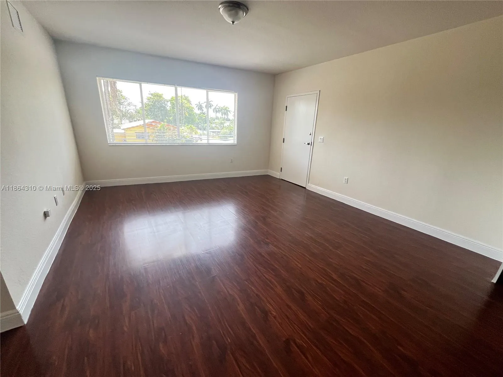2931 Sheridan Ave, #7