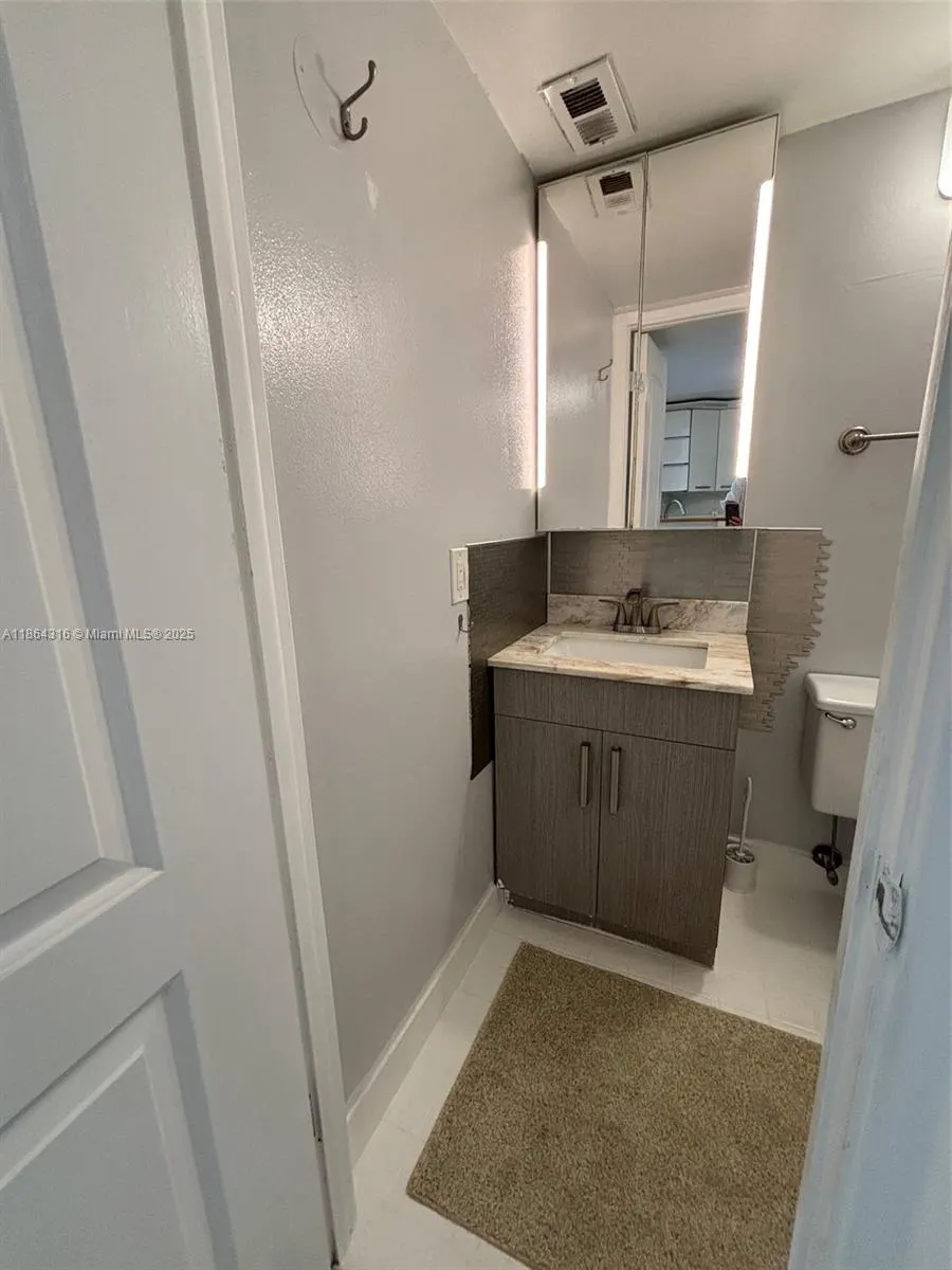 1817 S Ocean Dr, #622