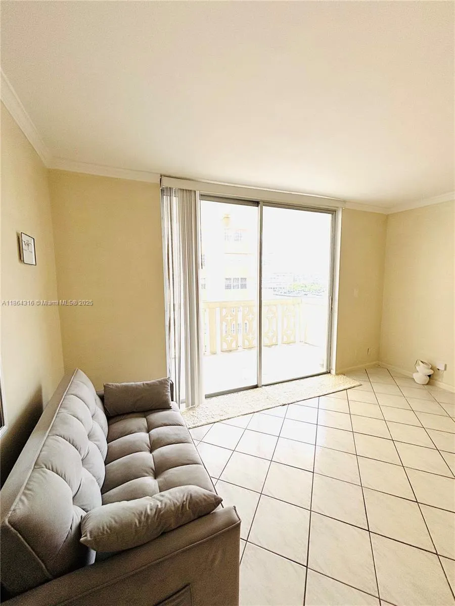 1817 S Ocean Dr, #622