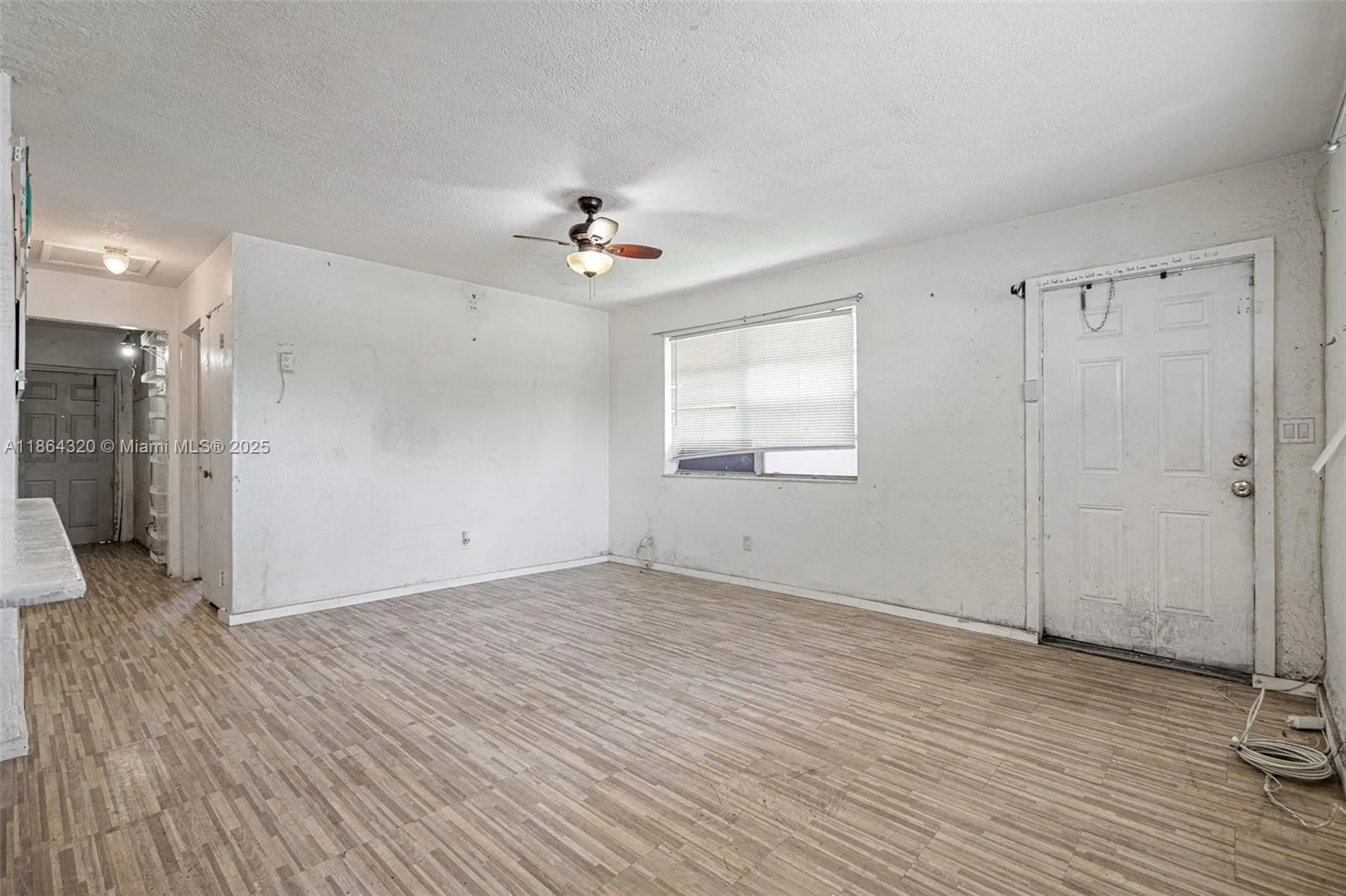 2433 NW 20th St