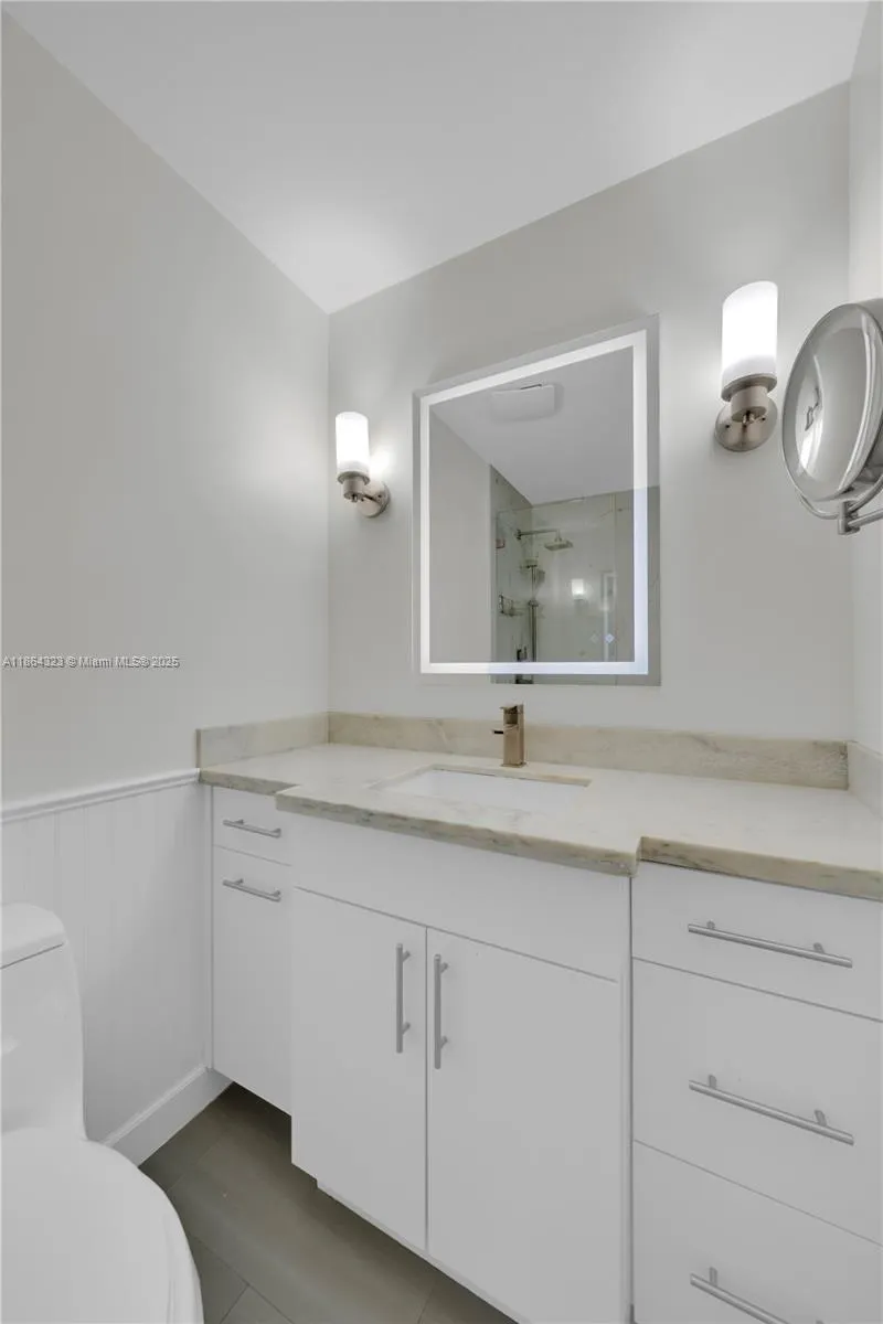 13232 SW 52nd Ter