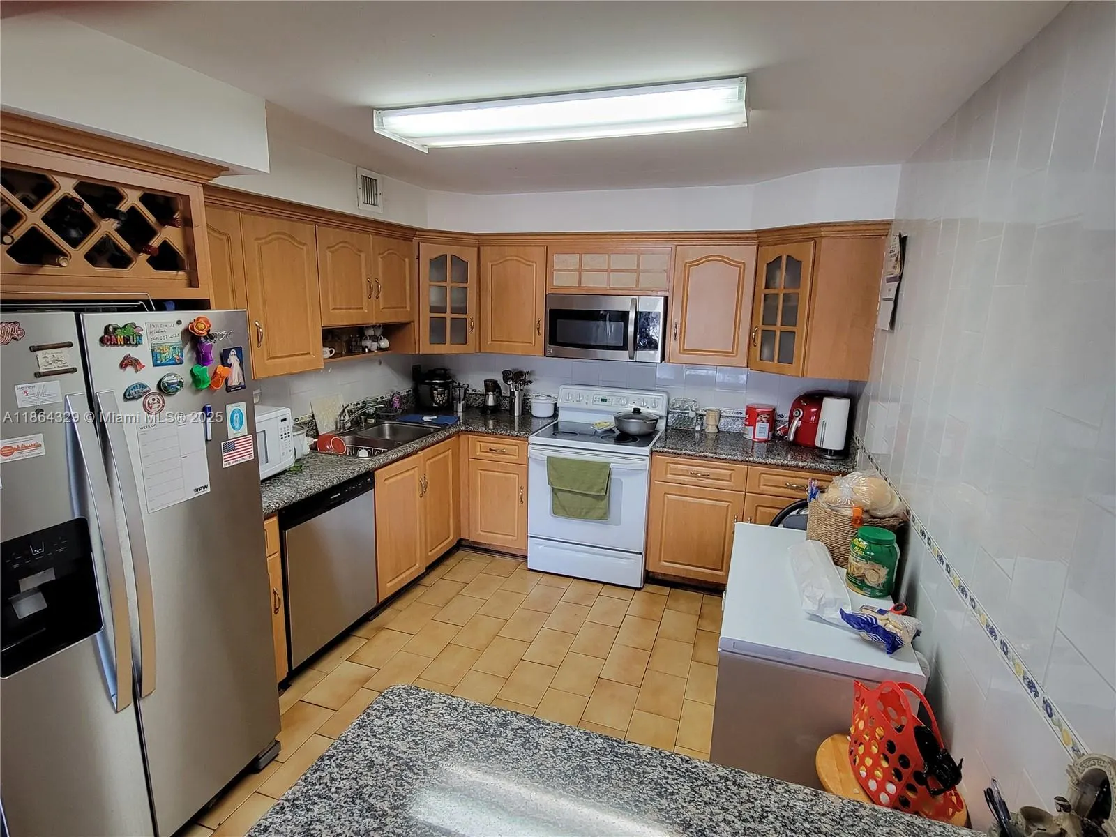 1760 W 60th St, #1