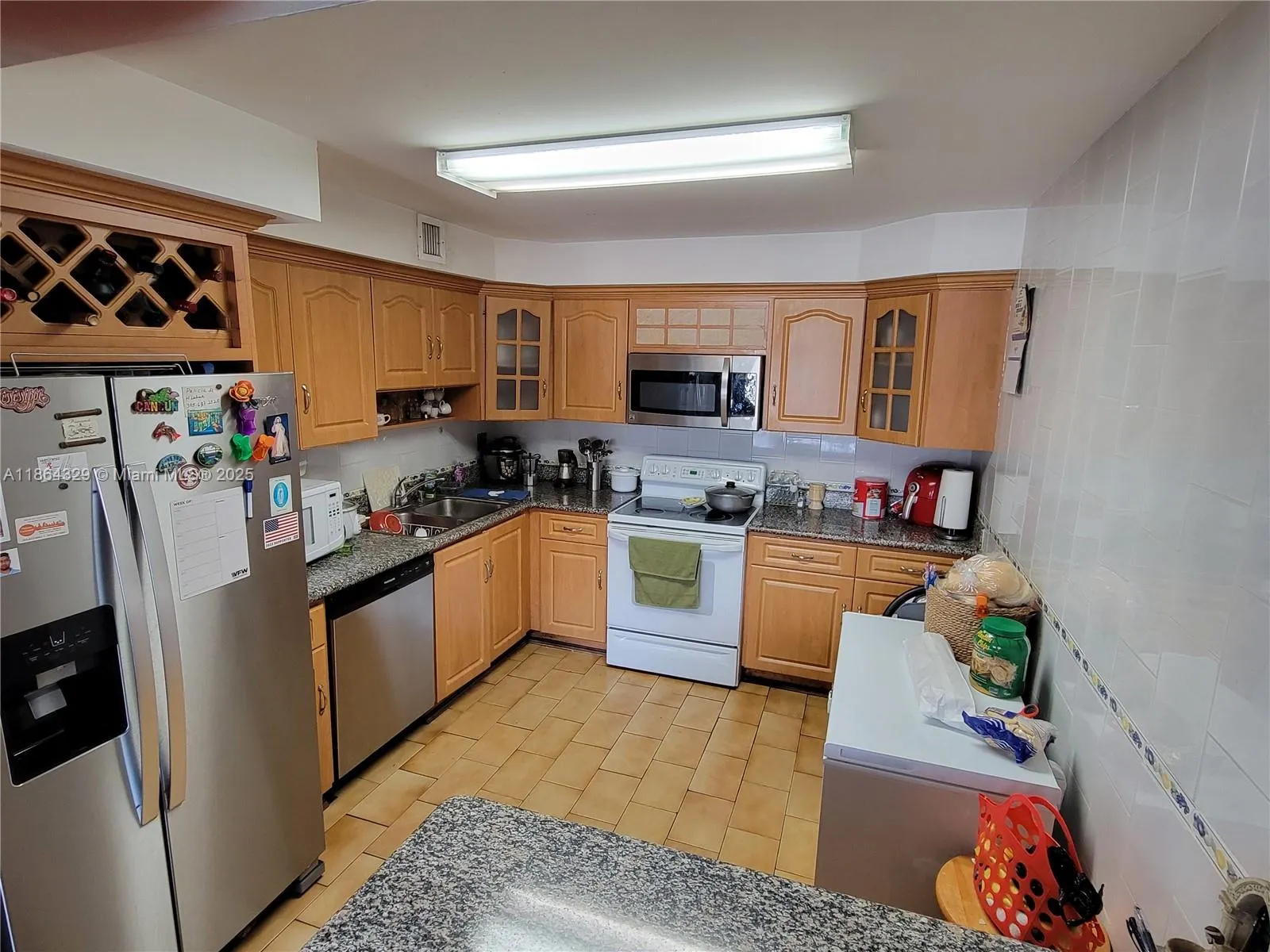 1760 W 60th St, #1