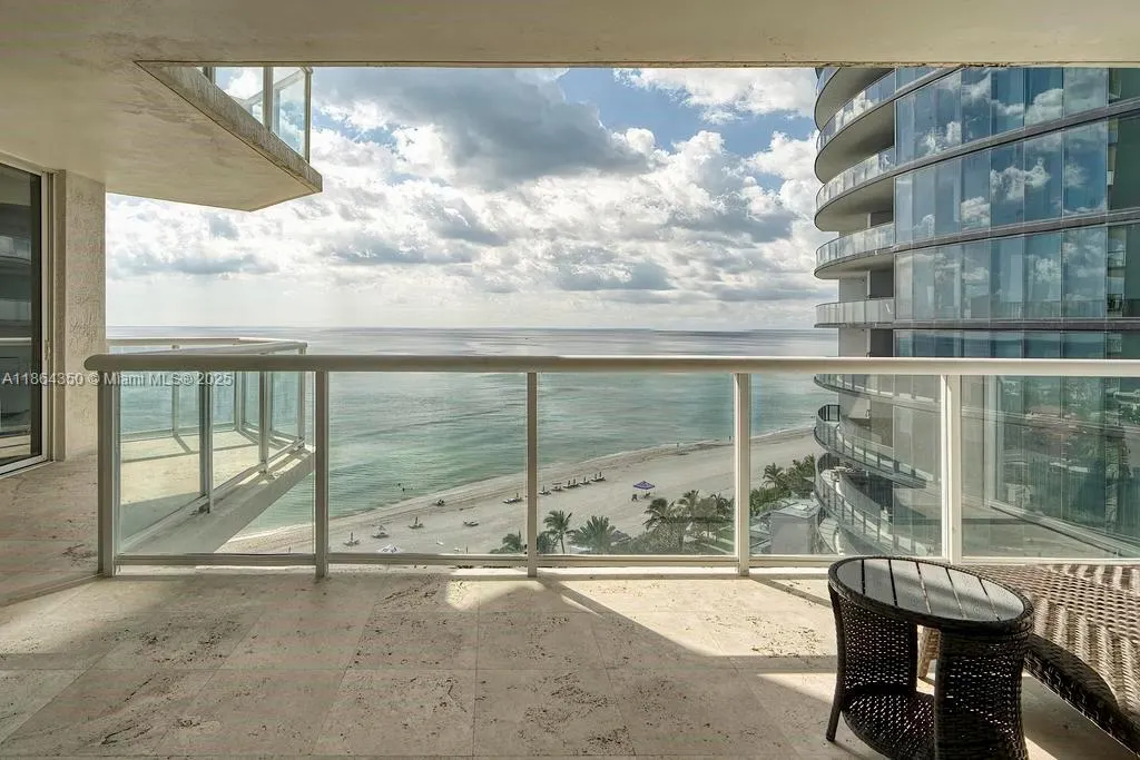 18671 Collins Ave, #1203