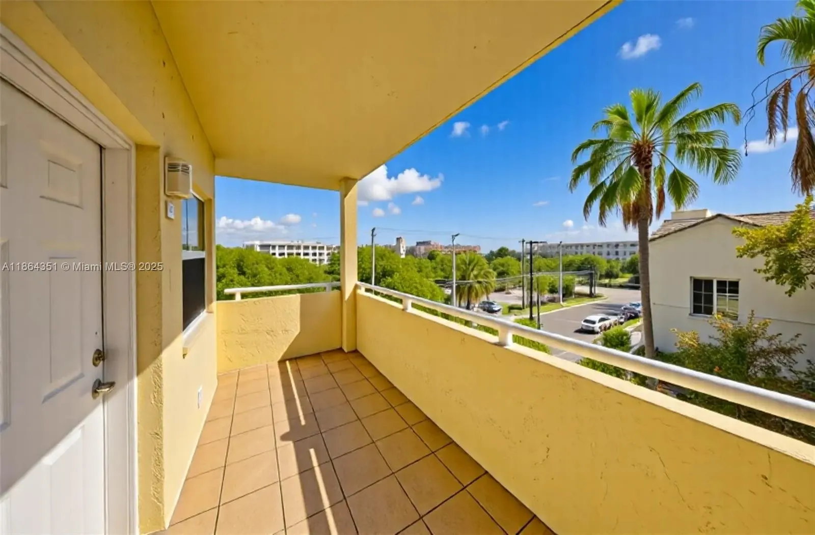 5839 SW 74th Ter, #305