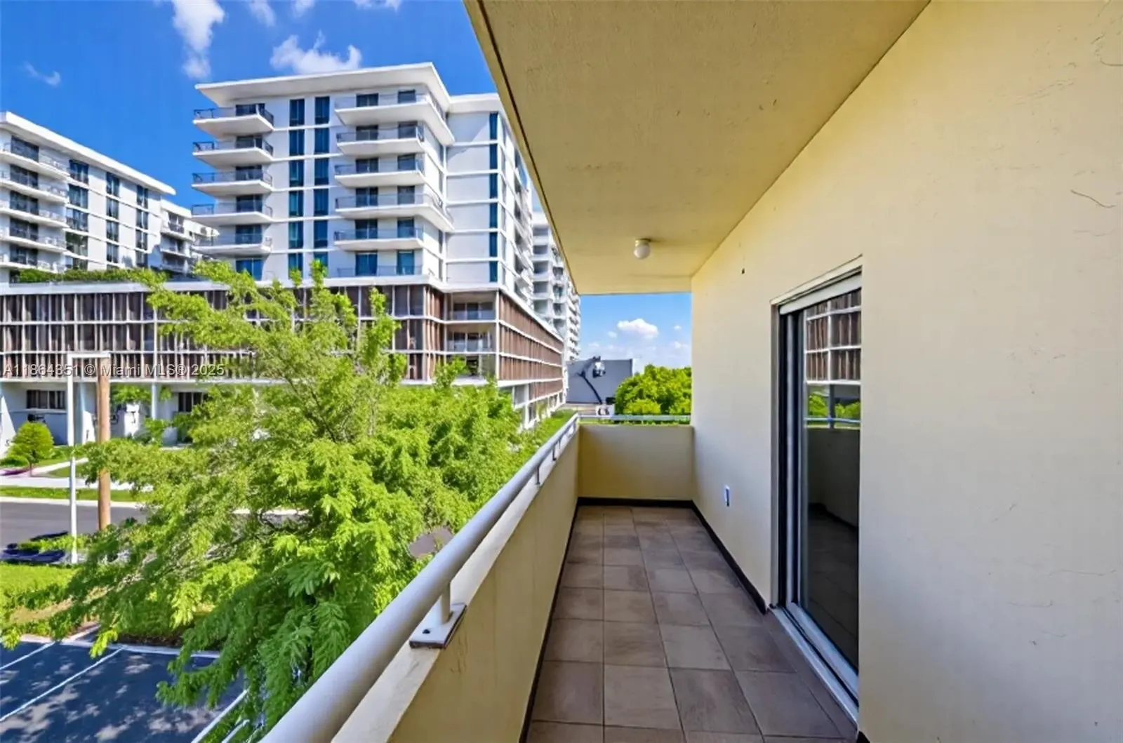 5839 SW 74th Ter, #305