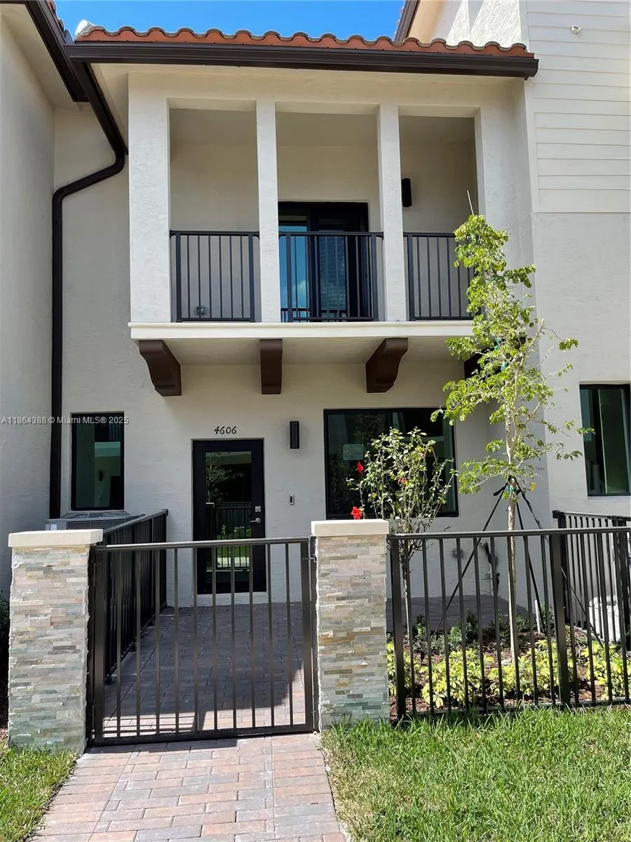 4606 NW 83rd Path