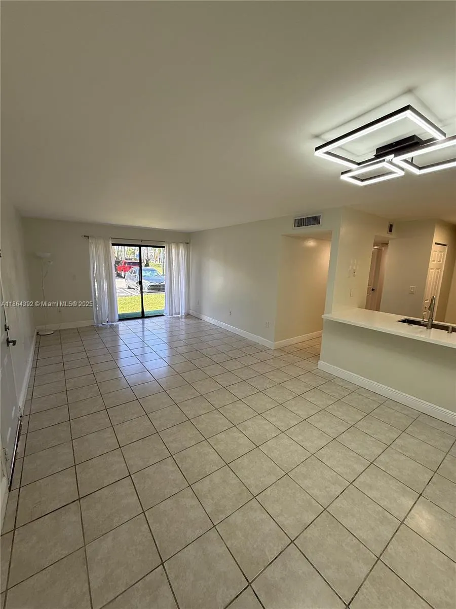15620 SW 80th St, #H-101