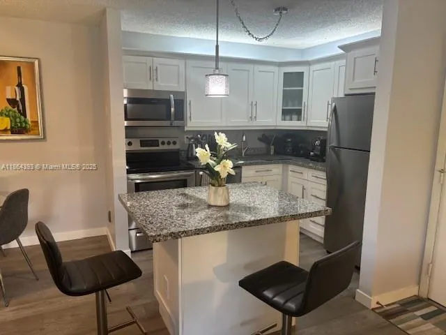 10709 W Clairmont Cir, #111