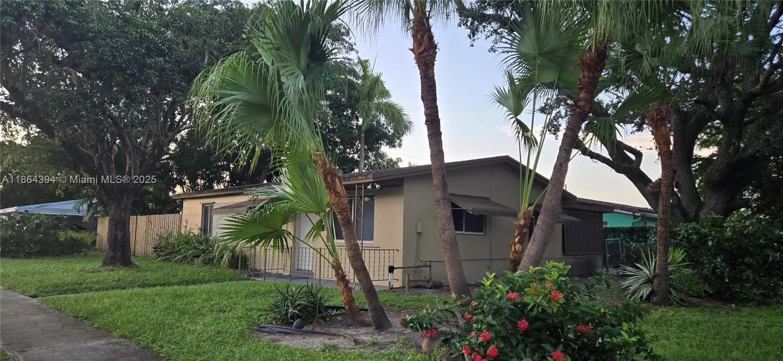 502 N 70th Way