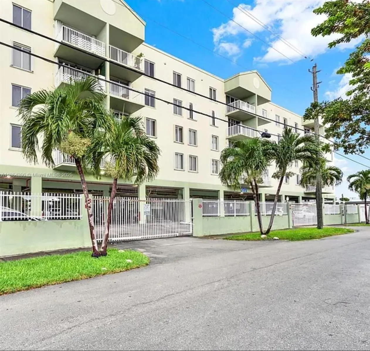 616 NW 26th Ave, #406