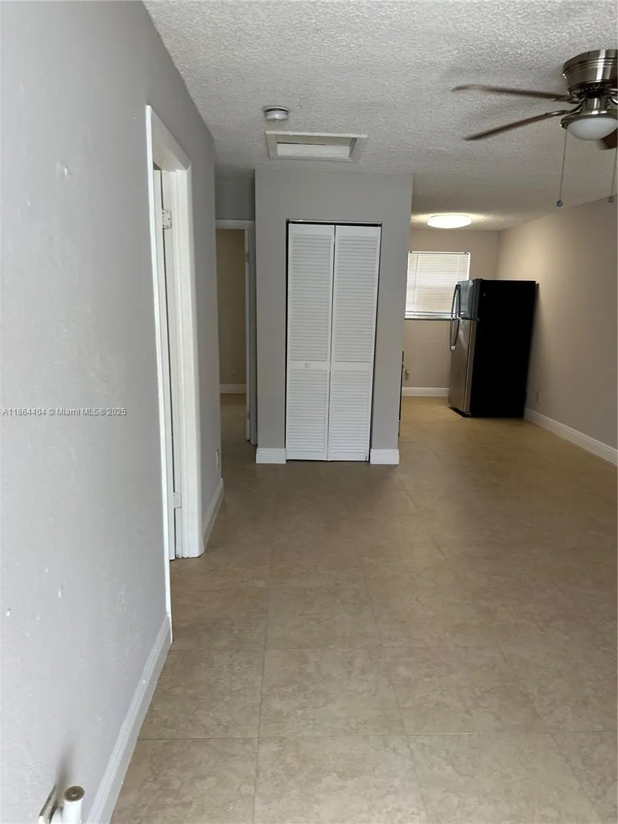 1541 NW 2nd St, #B