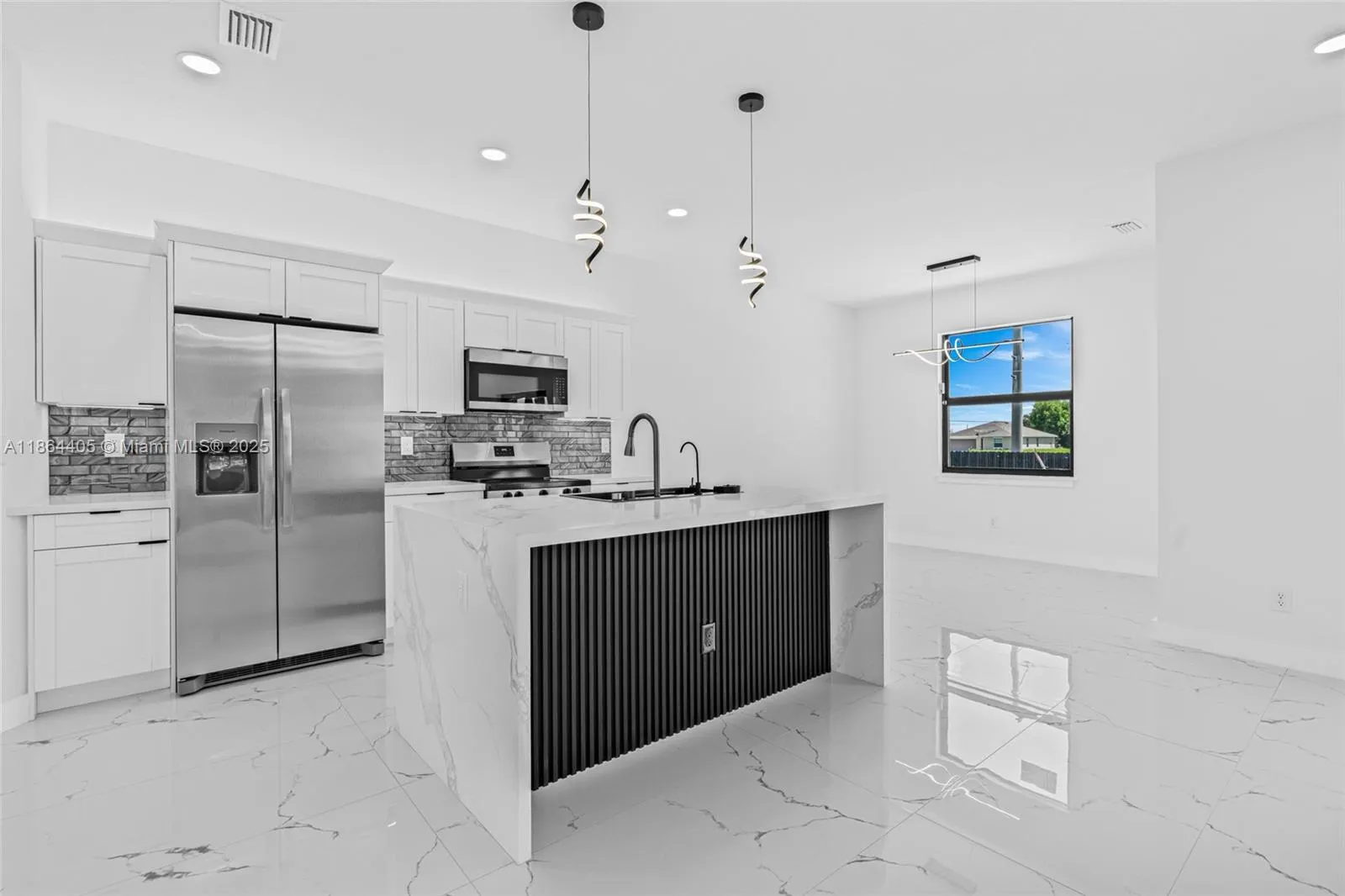 2519 NW Juanita Place