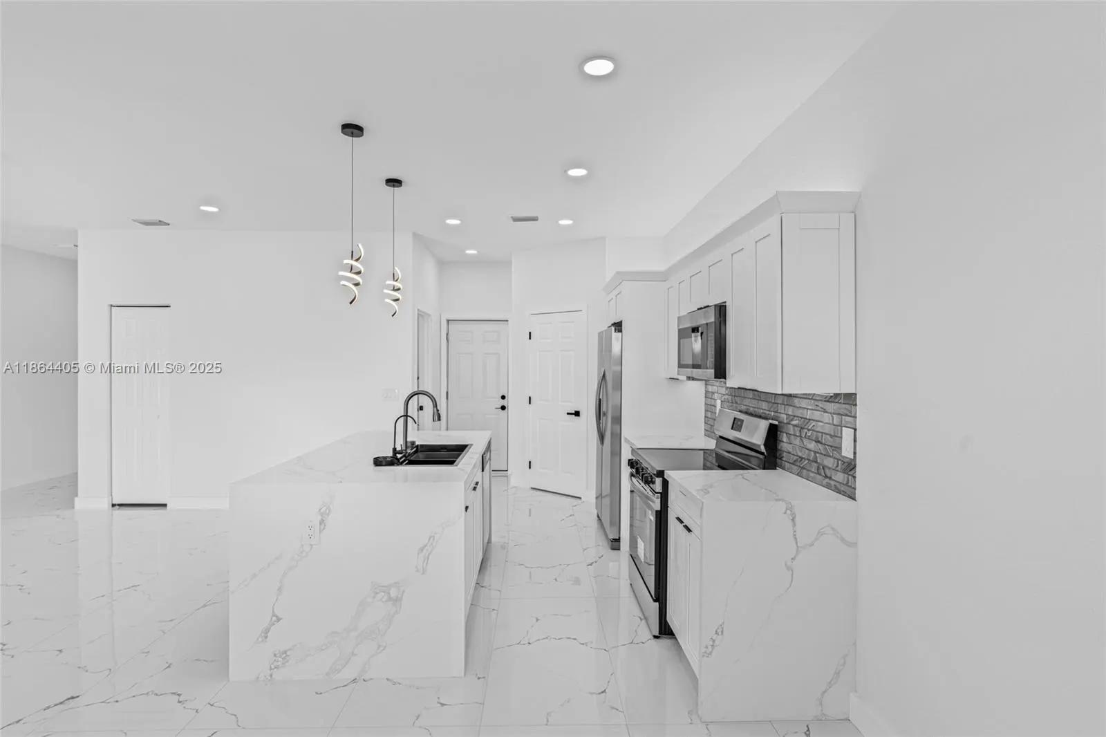 2519 NW Juanita Place