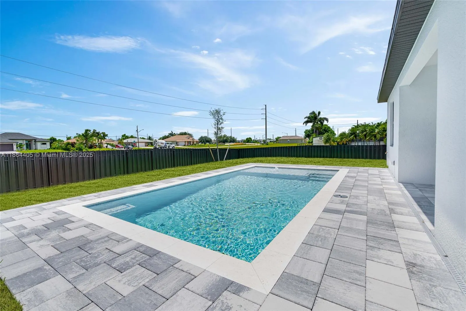 2519 NW Juanita Place