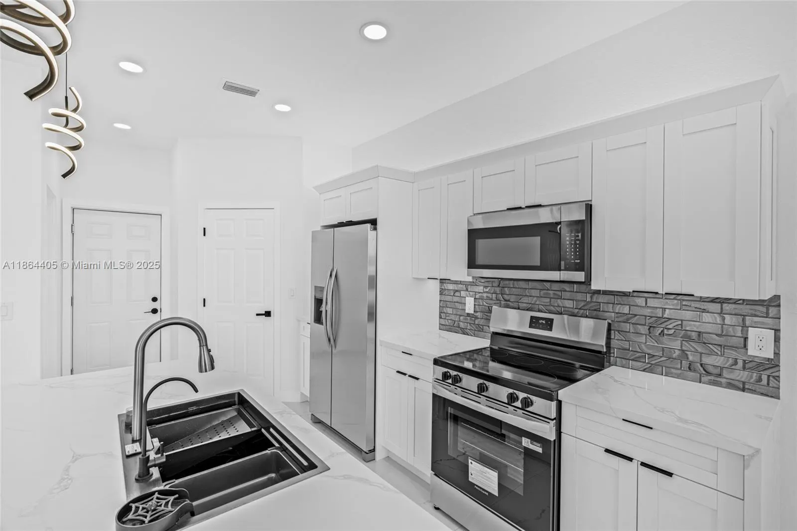 2519 NW Juanita Place