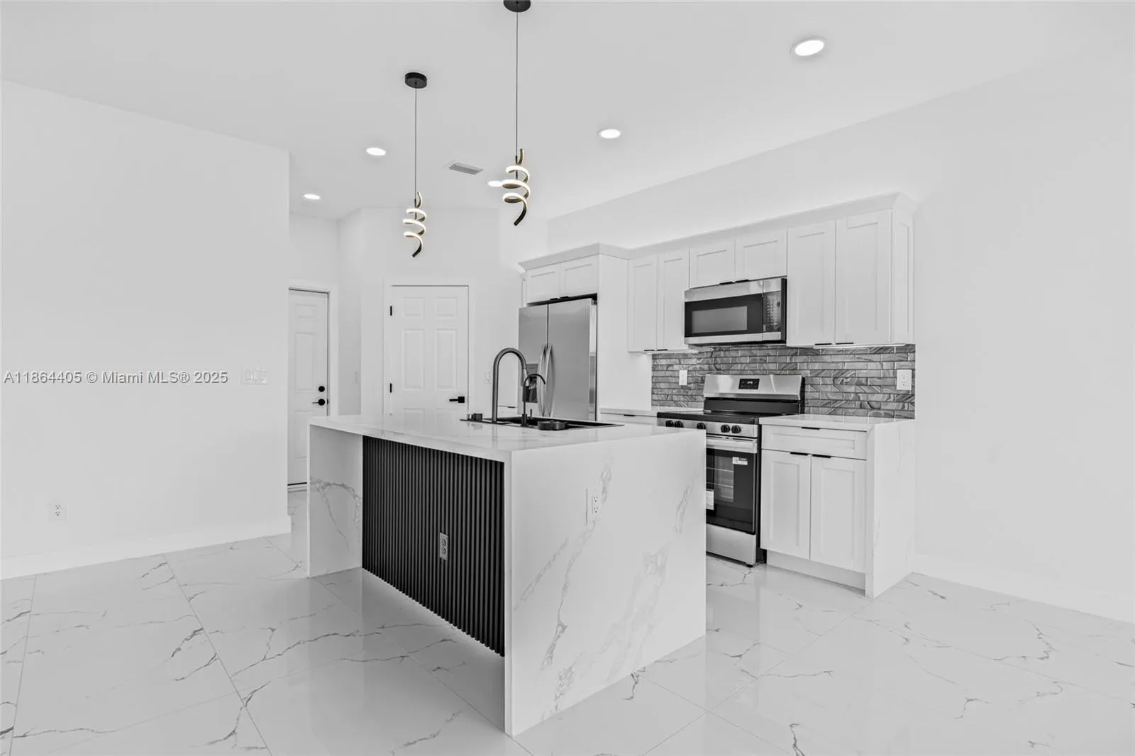 2519 NW Juanita Place