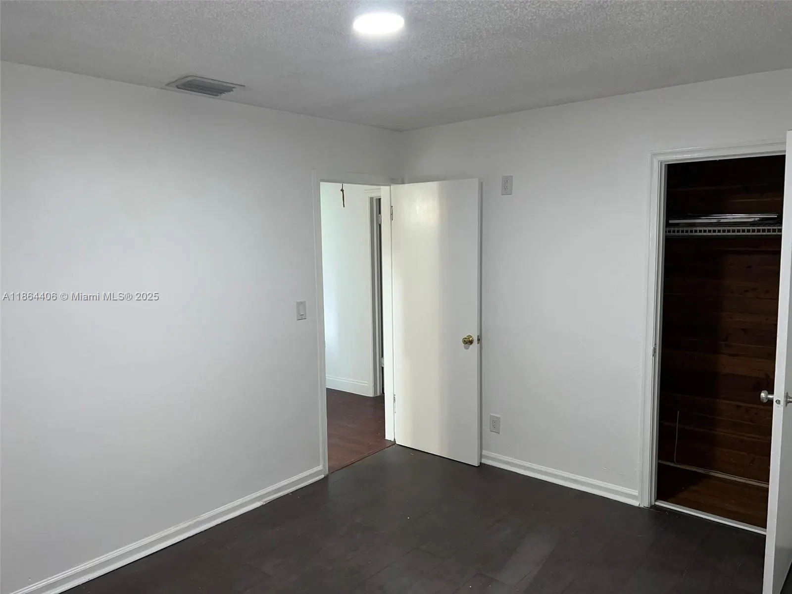 802 S 24th Ave