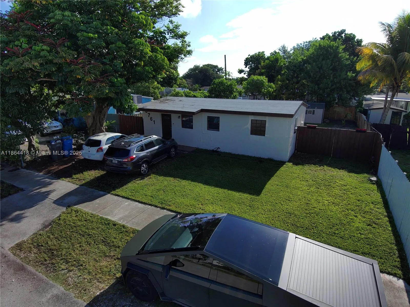 3761 SW 45th Ter